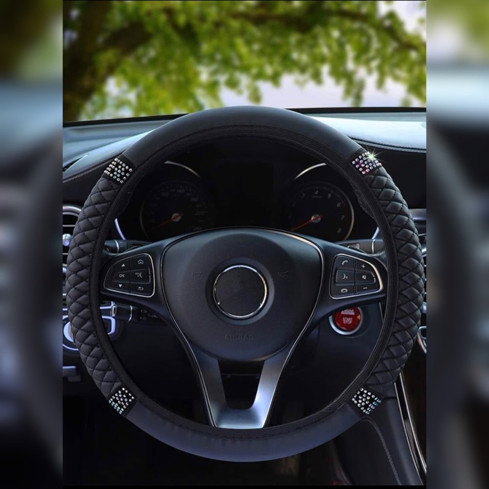Rhinestone steering wheel cover